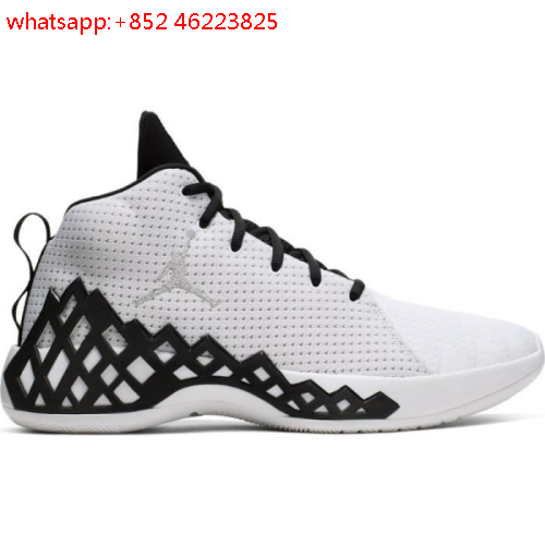 chaussure de basket jordan pas cher